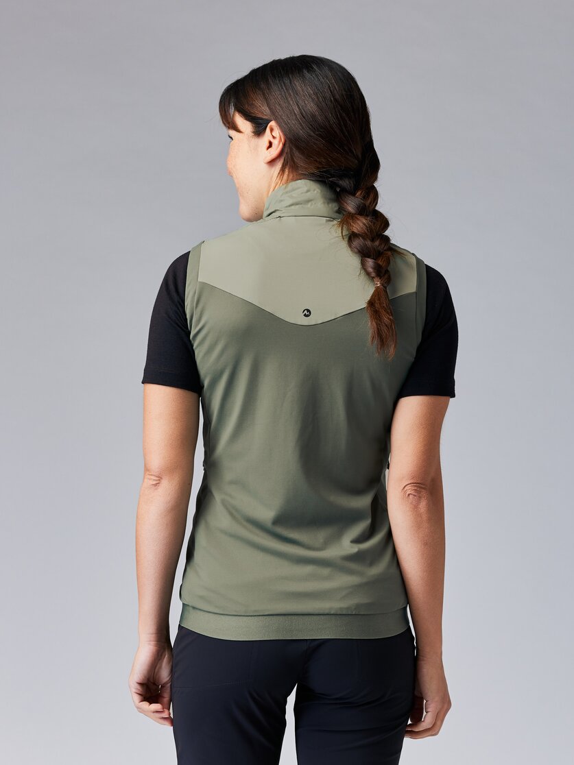 Martini Sportswear - ALPMATE Hybrid Vest G-Loft® W - Westen in tendril-mosstone - Rückansicht Model - Damen