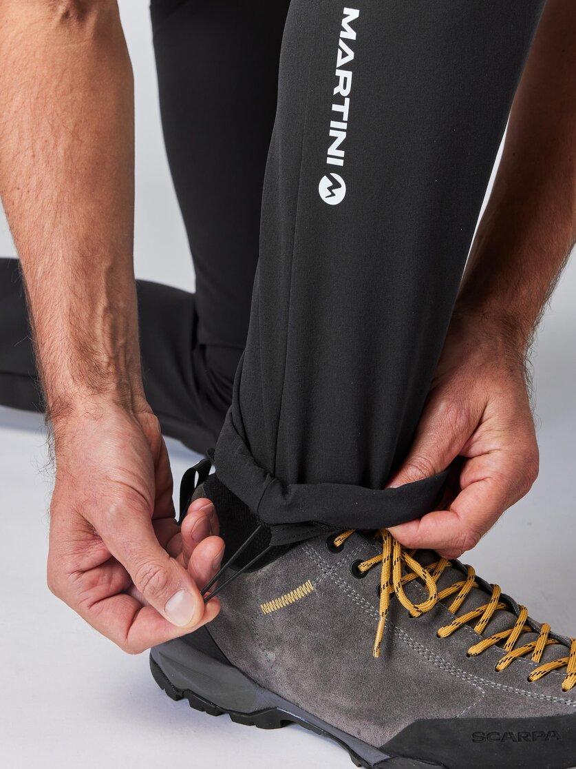 Martini Sportswear - NEVERREST Pants M - Long pants in mosstone - Detail 3 - Men