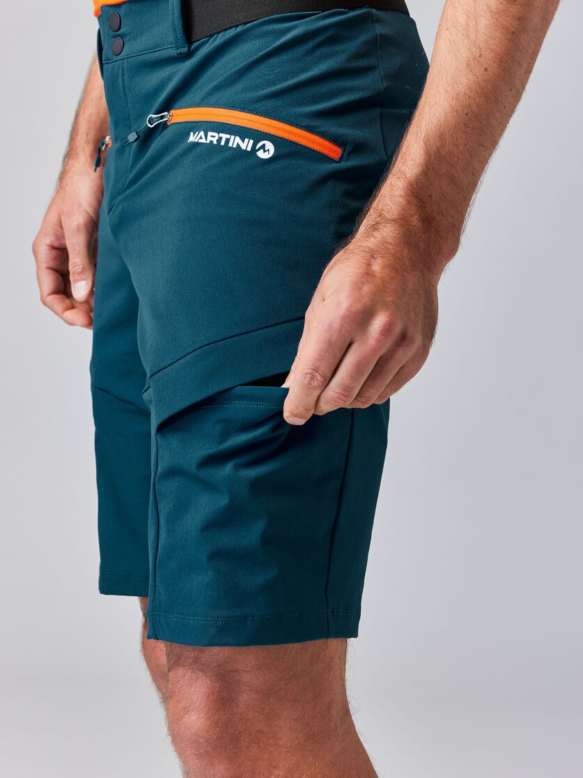 Martini Sportswear - ALPMATE Shorts Dynamic M - Shorts in mosstone-greenery - Detail 2 - Men
