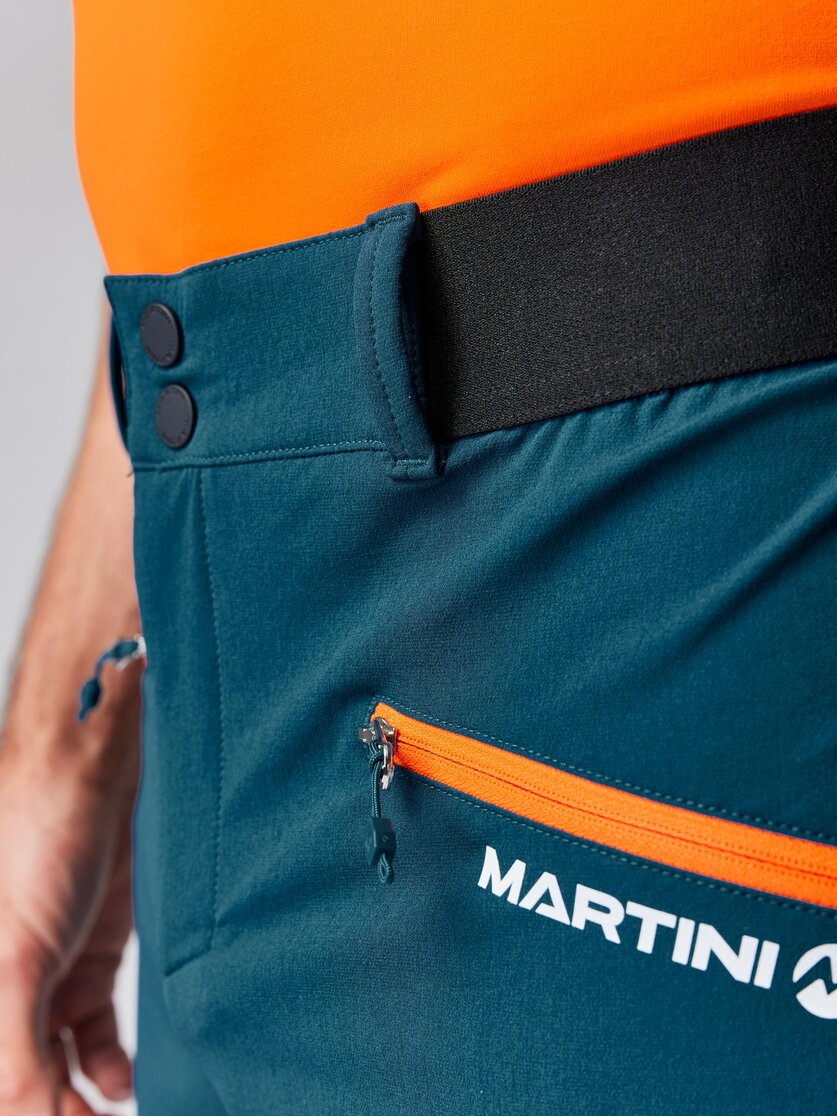 Martini Sportswear - ALPMATE Shorts Dynamic M - Shorts in mosstone-greenery - Detail 5 - Men