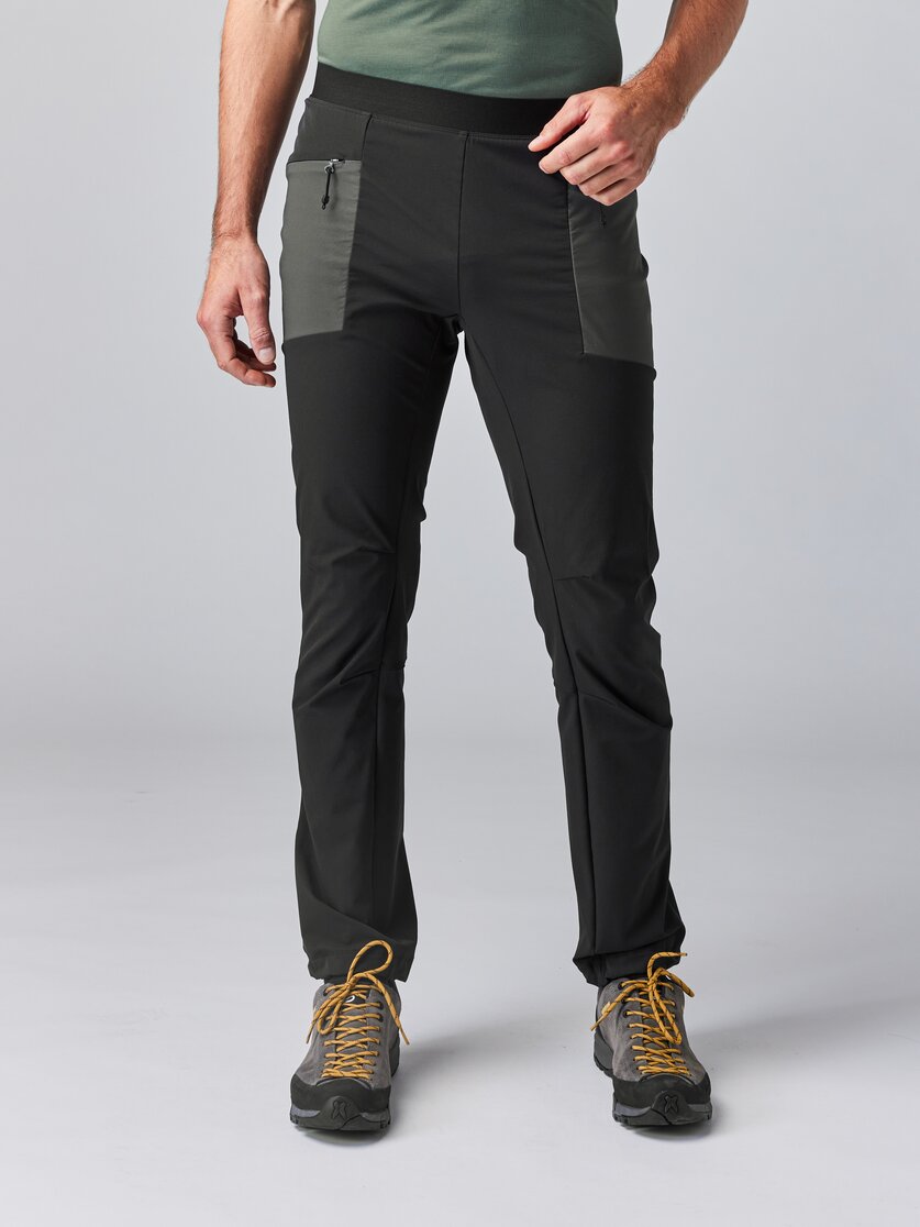Martini Sportswear - NEVERREST Pants M "L" - Pantaloni lunghi a taglio lungo in mosstone - vista frontale modello - Uomo
