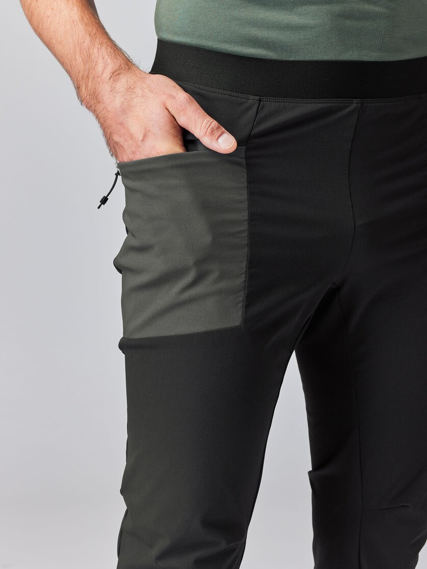 Martini Sportswear - NEVERREST Pants M "K" - Petite Pants in mosstone - Detail 1 - Men