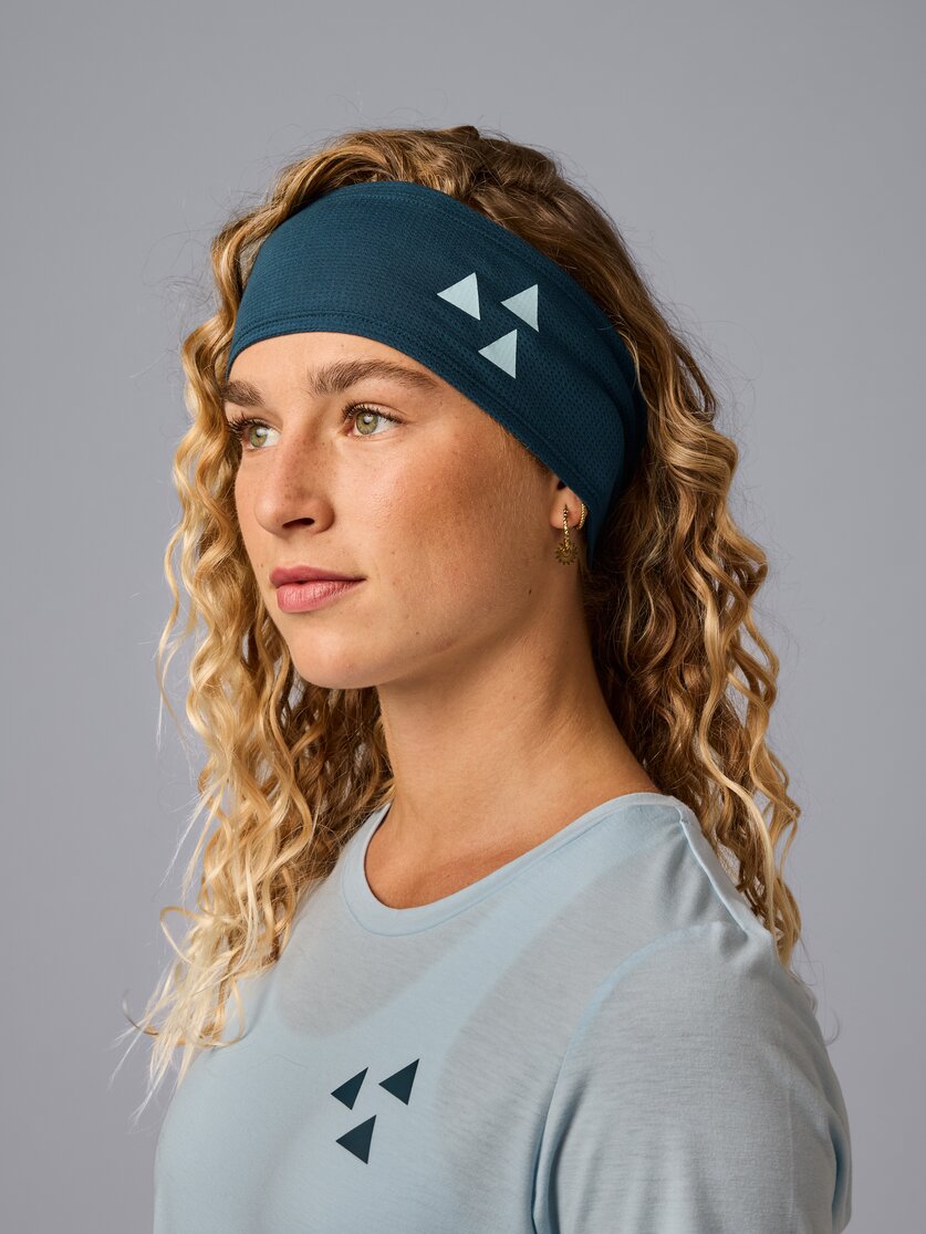 Martini Sportswear - Hillclimb Headband W - Fasce per la testa in white-black - vista frontale modello - Donna