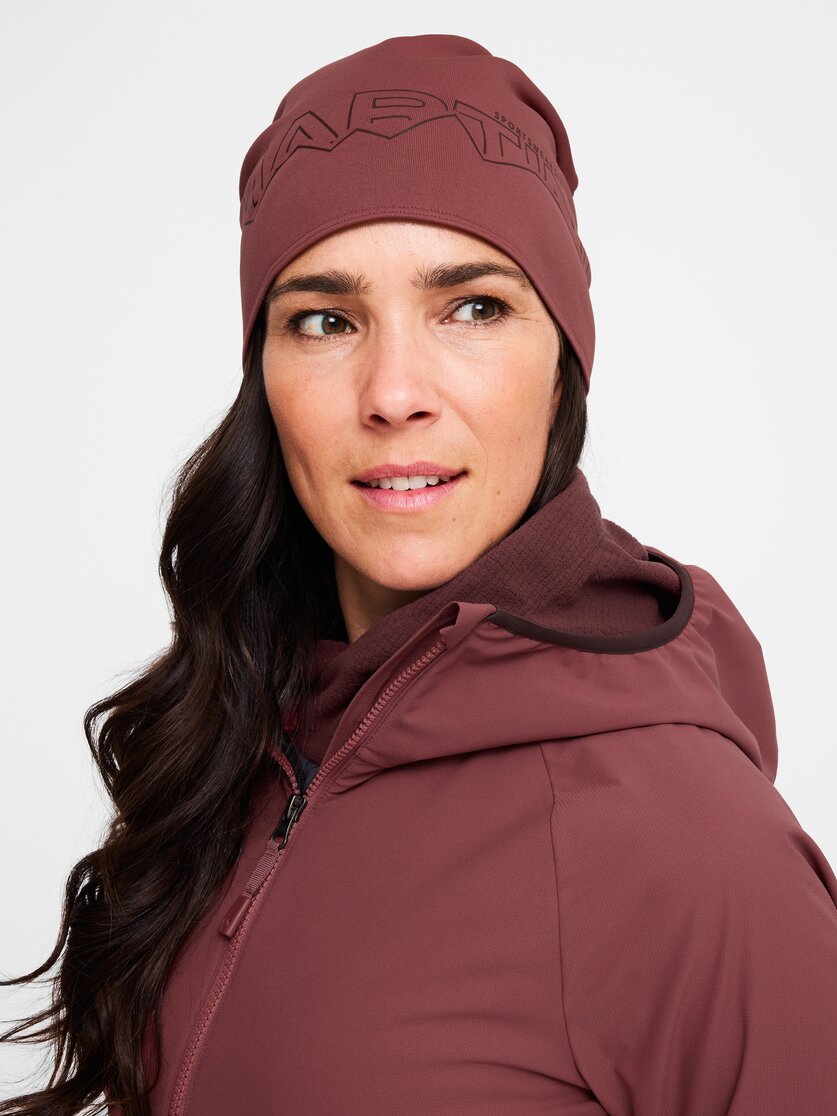 Martini Sportswear - Horizon Functional Cap W - Mütze in rosy glow-off white - Vorderansicht Model - Damen