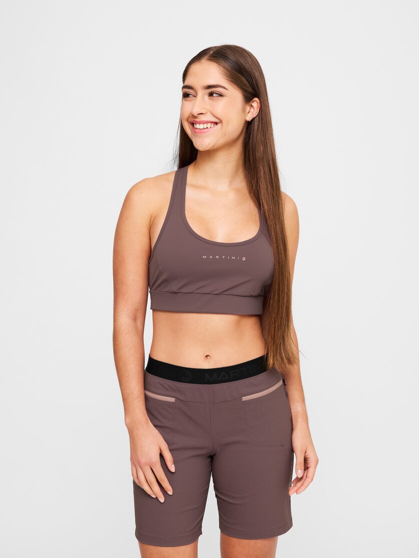Martini Sportswear - Hillclimb Bra W - Sport BHs in white - Vorderansicht Model - Damen