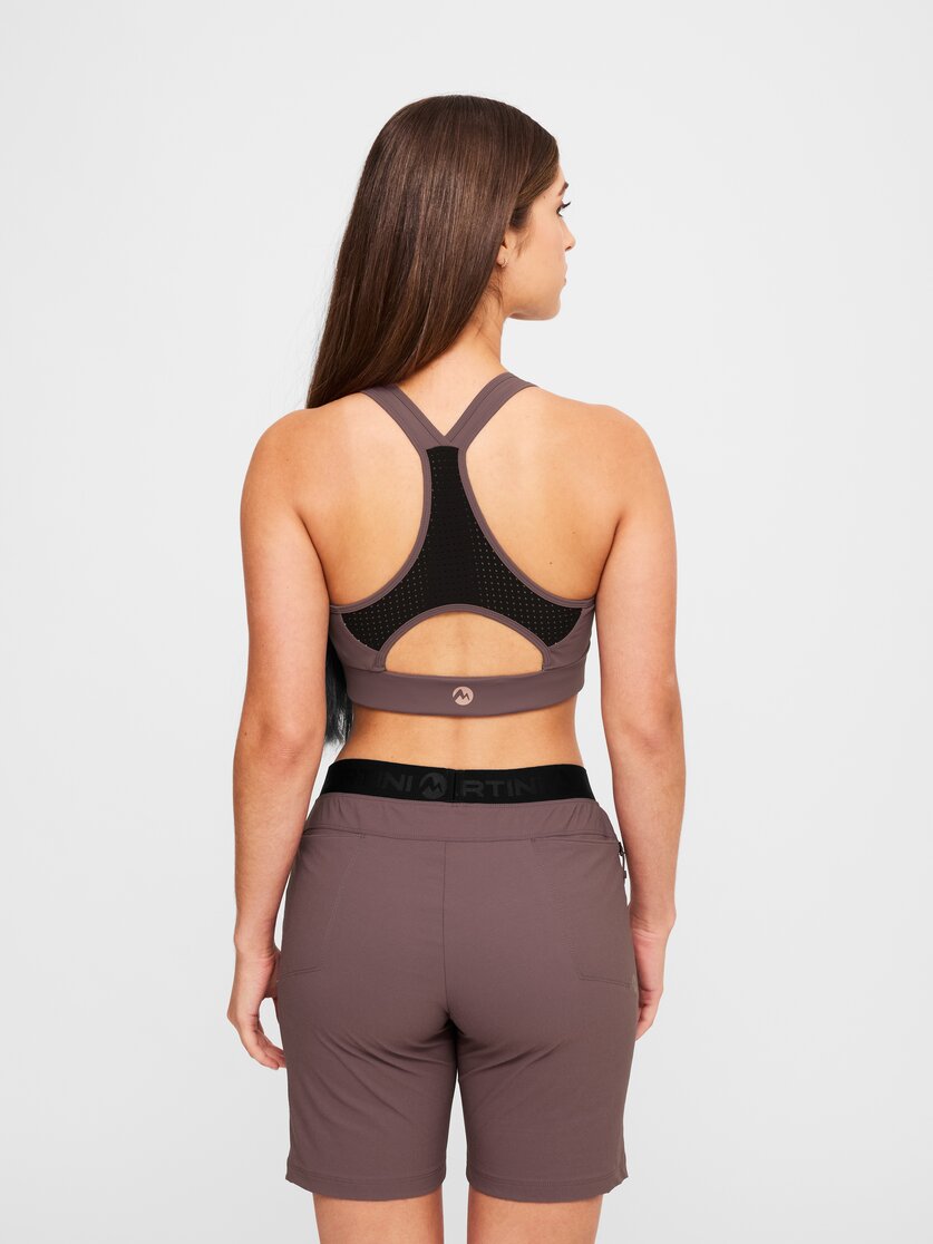 Martini Sportswear - Hillclimb Bra W - Sport BHs in white - Rückansicht Model - Damen