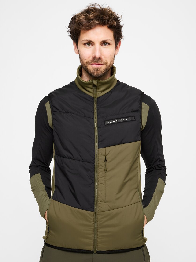 Martini Sportswear - Yalca Hybrid Vest Primaloft®M - Westen in true navy - Vorderansicht Model - Herren