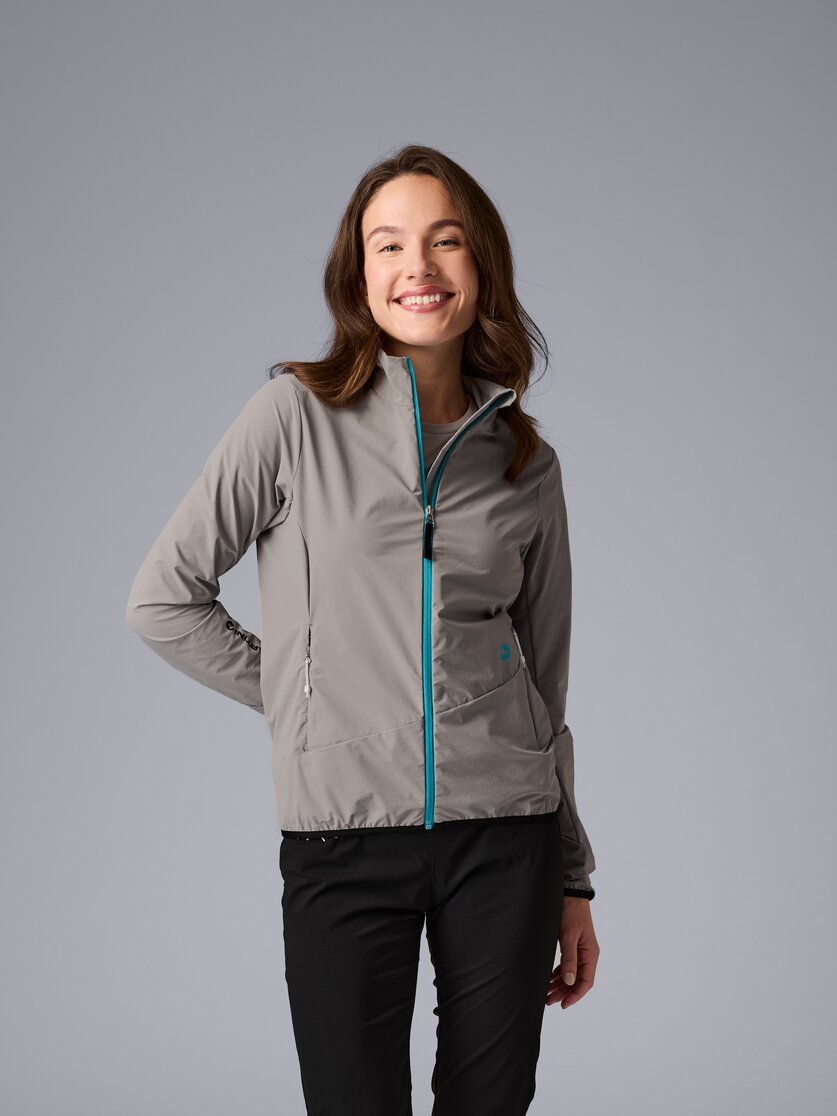 Martini Sportswear - Hillclimb Midlayer Jacket W - Midlayers in black - Vorderansicht Model - Damen
