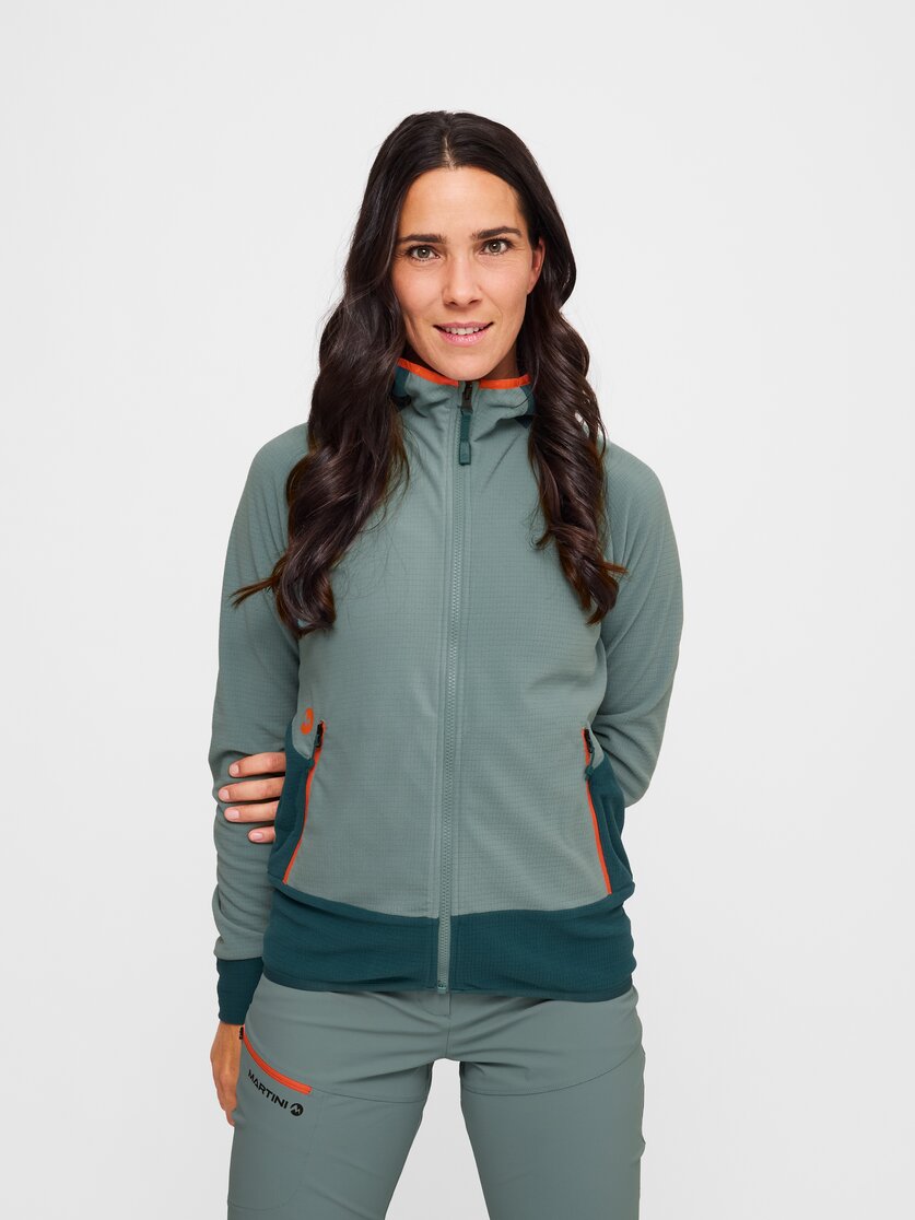 Martini Sportswear - Highventure ML Hooded Jacket W - Strati intermedi in granite-black - vista frontale modello - Donna