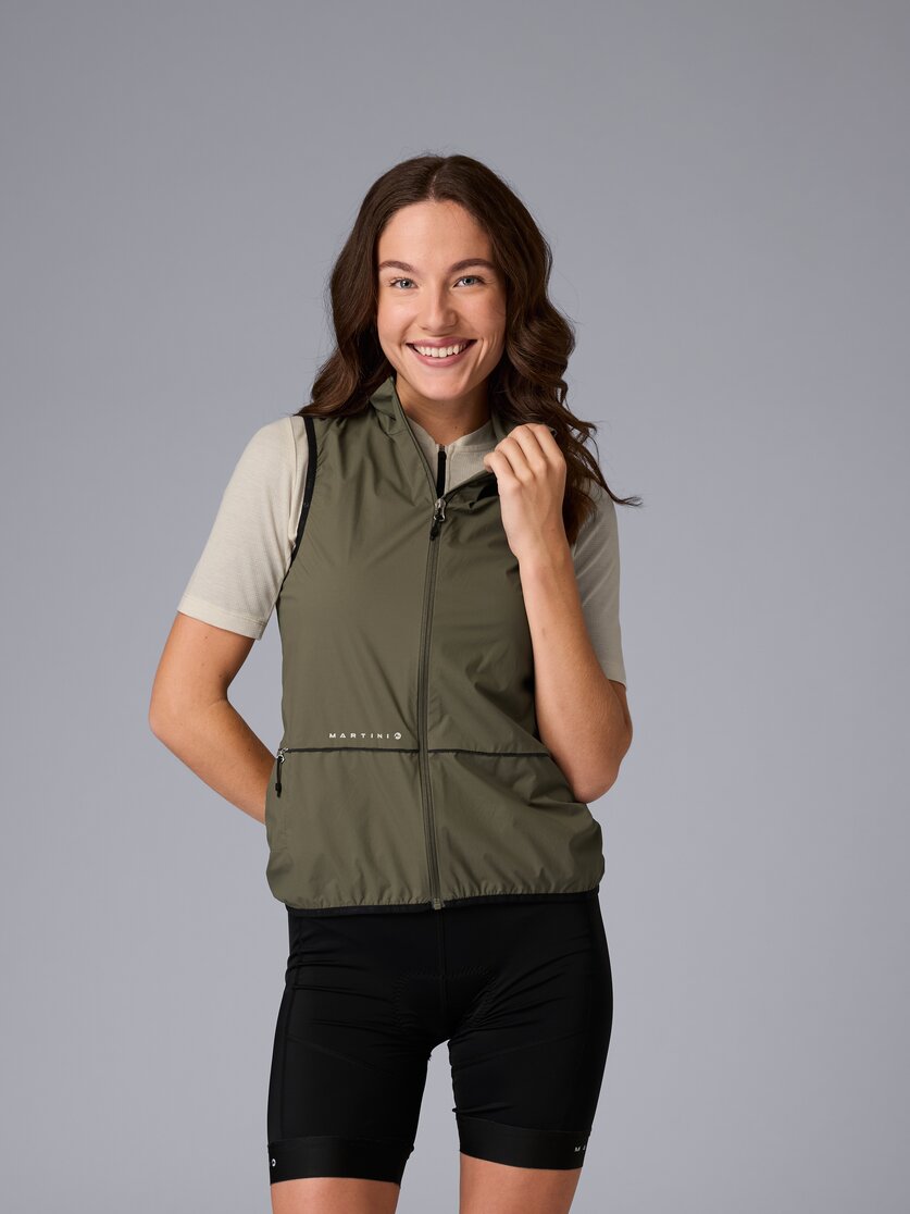 Martini Sportswear - Flowtrail Windbreaker Vest W - Westen in black - Vorderansicht Model - Damen