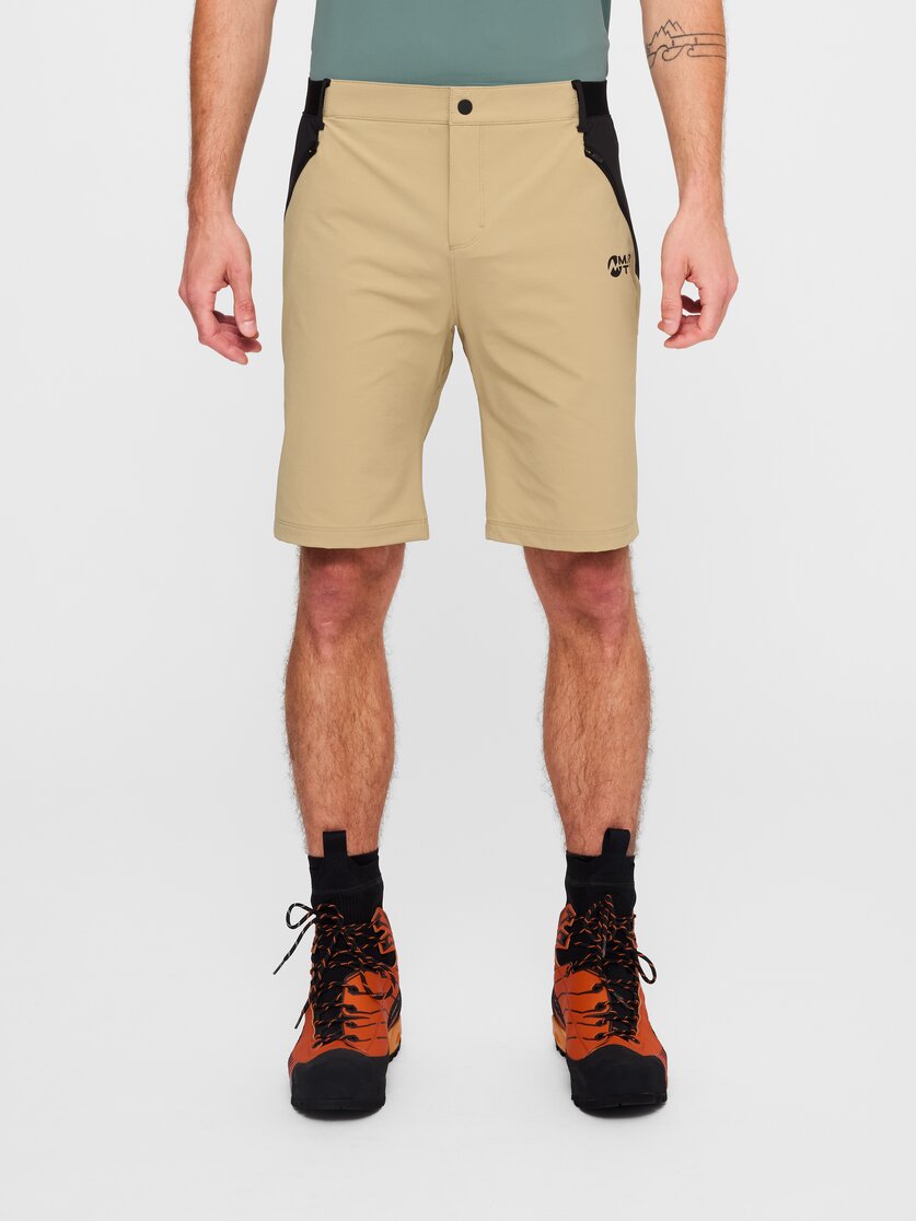 Martini Sportswear - Highventure Alpine Shorts M - Kurze Hosen in true navy-limeskin - Vorderansicht Model - Herren