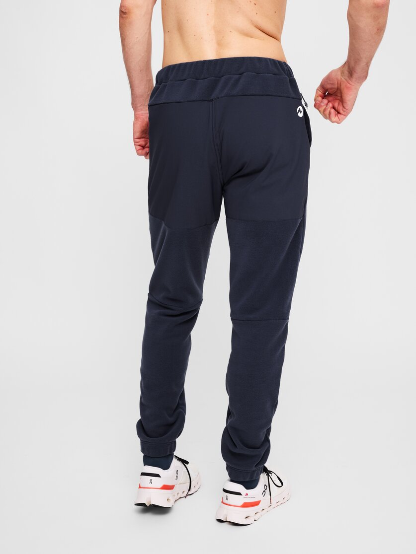 Martini Sportswear - Recharge Fleece Pants Uni - Fleecejacke in true navy - Rückansicht Model - Unisex