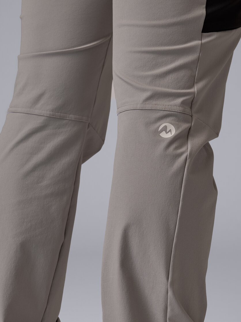 Martini Sportswear - Daybreaker Pants M - Pantaloni lunghi in black - Dettaglio 4 - Uomo