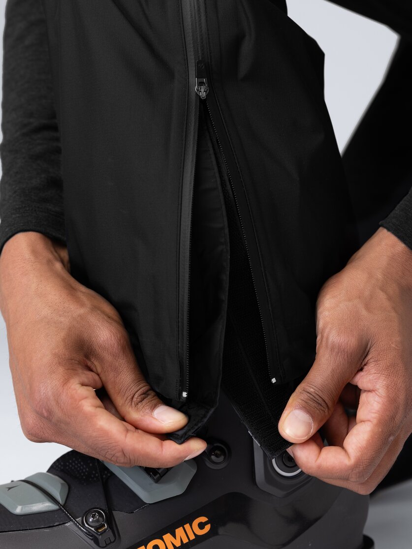 Martini Sportswear - Yalca 2.5L Pants Uni - Hardshell Hosen in black - Detail 4 - Unisex