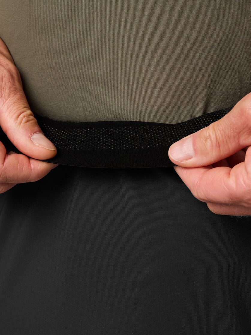 Martini Sportswear - Pacemaker Shorts M - Shorts in black - Detail 1 - Men
