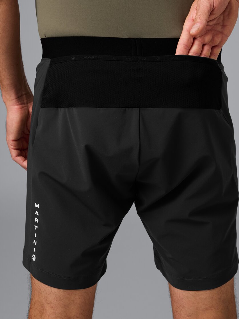 Martini Sportswear - Pacemaker Shorts M - Shorts in black - Detail 2 - Men
