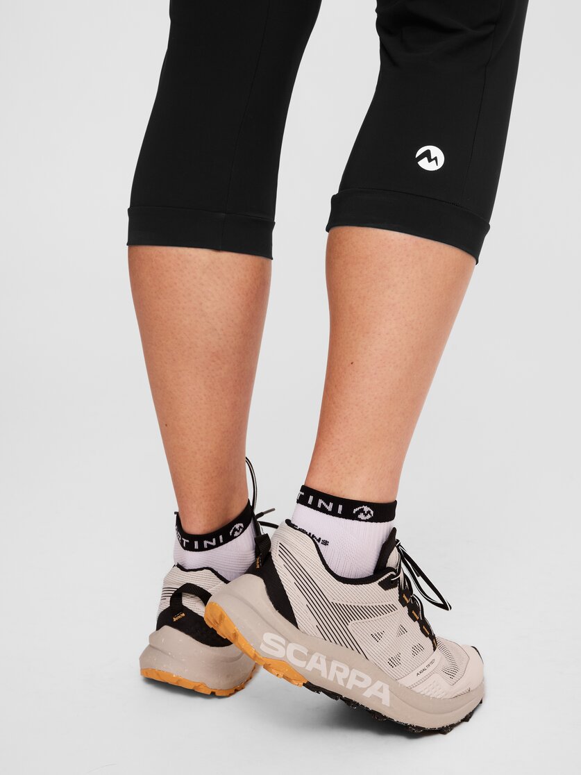 Martini Sportswear - Hillclimb Capri Pants W - Dreiviertel Hose in black - Detail 4 - Damen