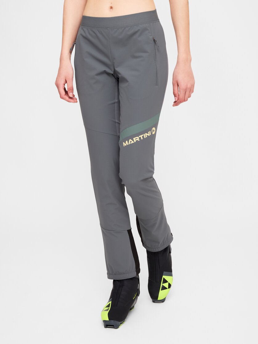 Martini Sportswear - Wildtrack Pants W - Lange Hosen in dark blue-true navy - Vorderansicht Model - Damen