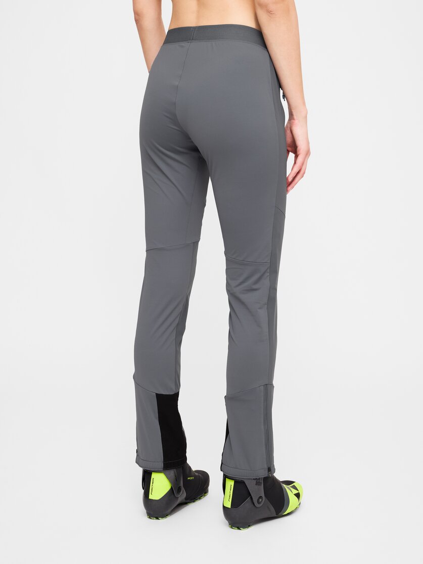 Martini Sportswear - Wildtrack Pants W - Lange Hosen in dark blue-true navy - Rückansicht Model - Damen