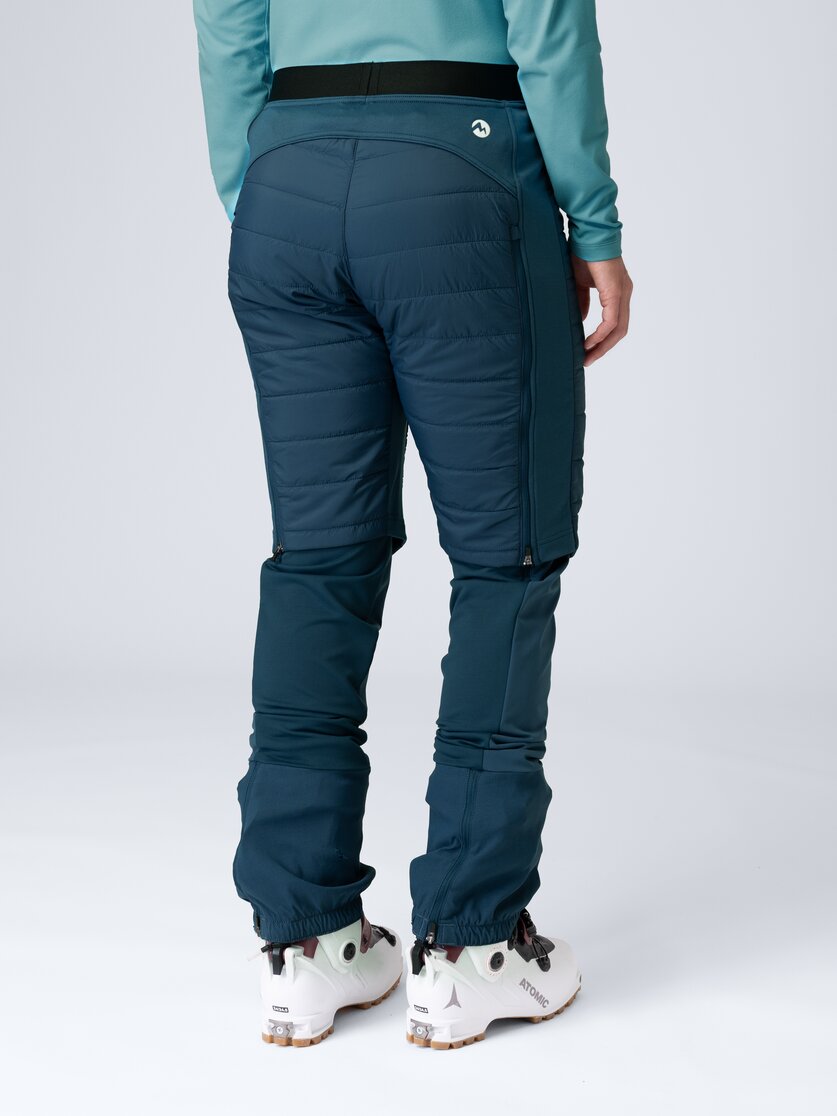 Martini Sportswear - Argon Padded Shorts Primaloft® W - Thermoshorts in poseidon - Rückansicht Model - Damen