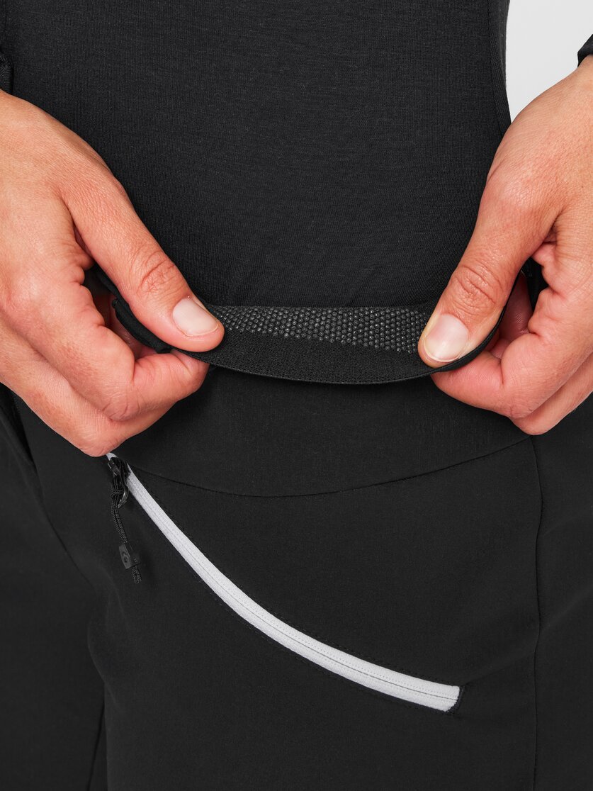 Martini Sportswear - Snowventure Pants W - Lange Hosen in black - Detail 1 - Damen